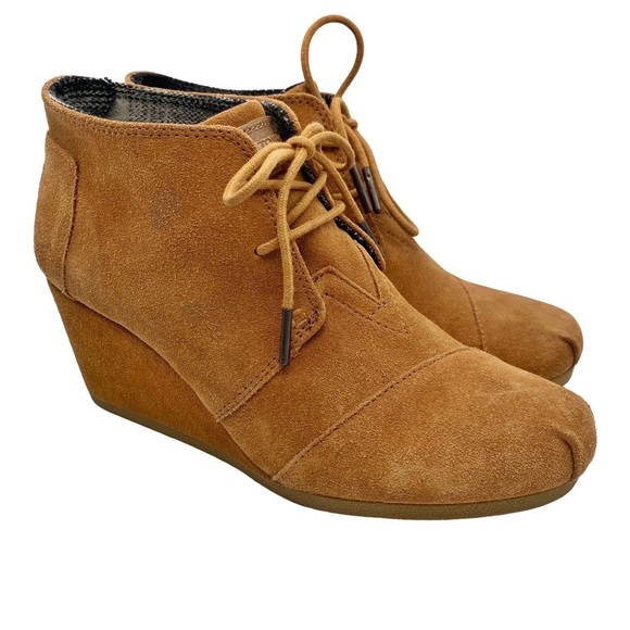 Toms Shoes - Toms Desert Suede Wedge Booties Lace Up in Chestnut Brown Sz 8.5